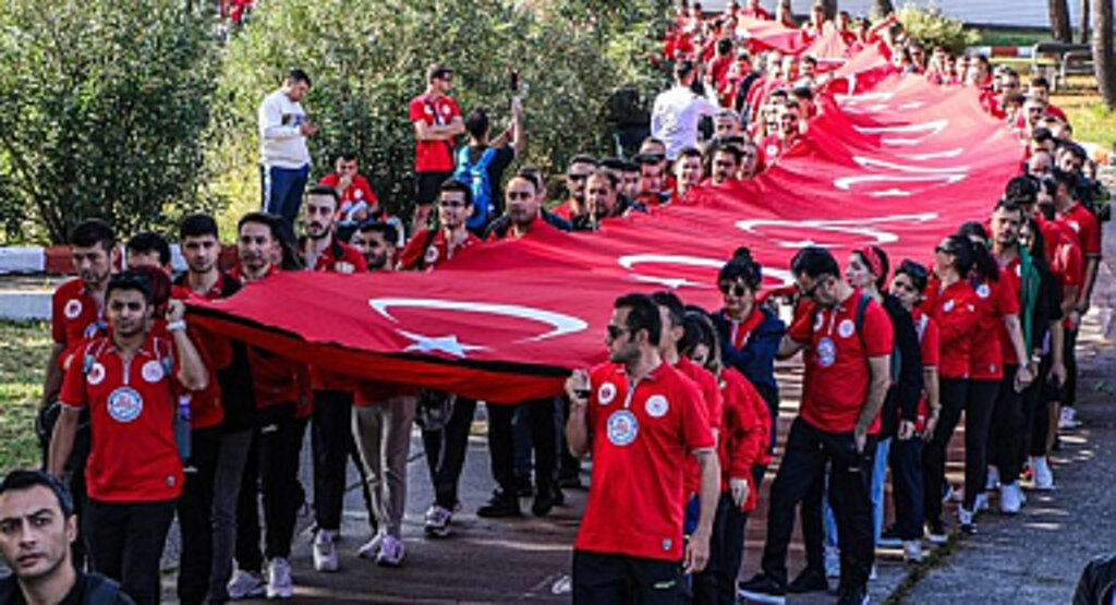 Bayrak Yürüyüşü Samsunspor’dan Başladı!