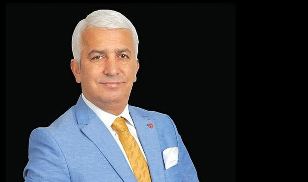 Beyaz Saçlı Prens Adaylığını Açıkladı!