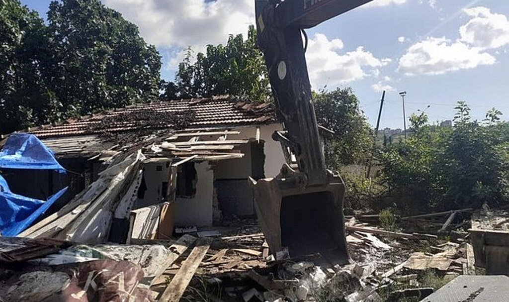 İlkadım’da Şikâyet Konusu Olan Metruk Binalar Bir Bir Yıkılıyor!