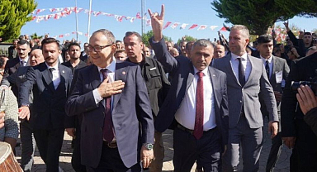 MHP Samsun Kongresi'nde Burhan Mucur Başkanlığa Yeniden Seçildi!