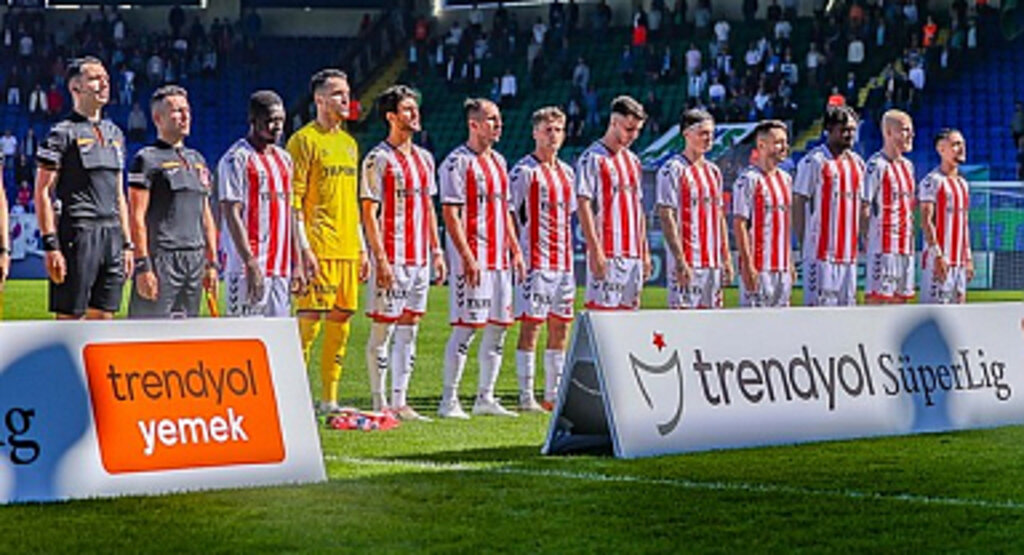 Samsunspor 10 Kişilik Rizespor'a Yenildi!