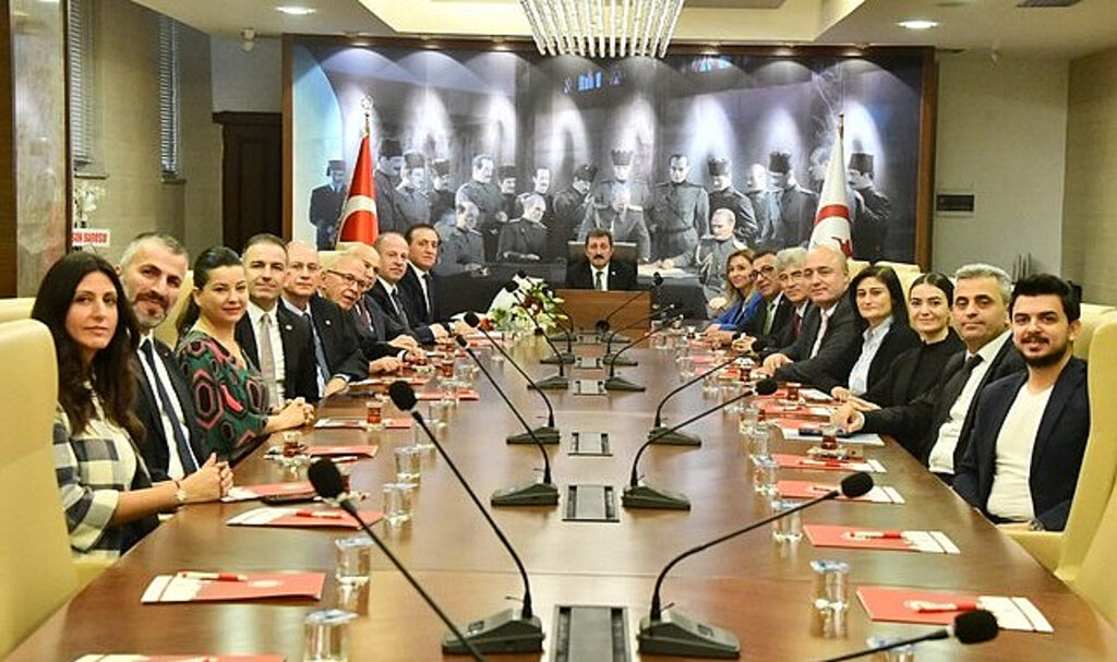 SAOB’dan Vali Orhan Tavlı'yı Ziyaret Etti!
