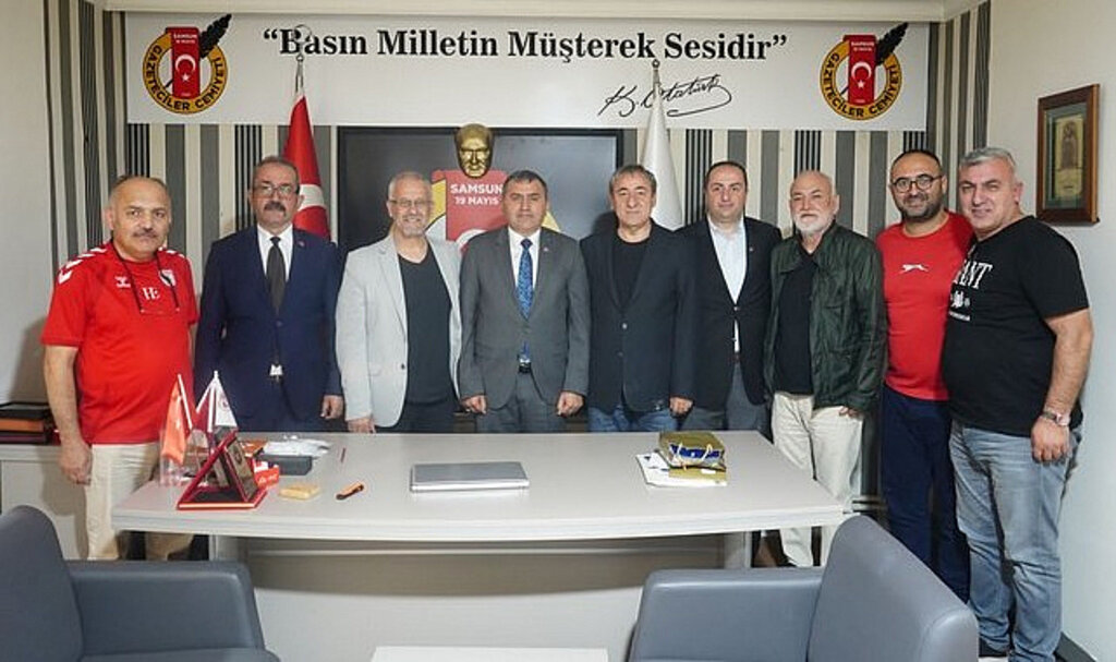 Başkan Mucur'dan Cemiyete Ziyaret!