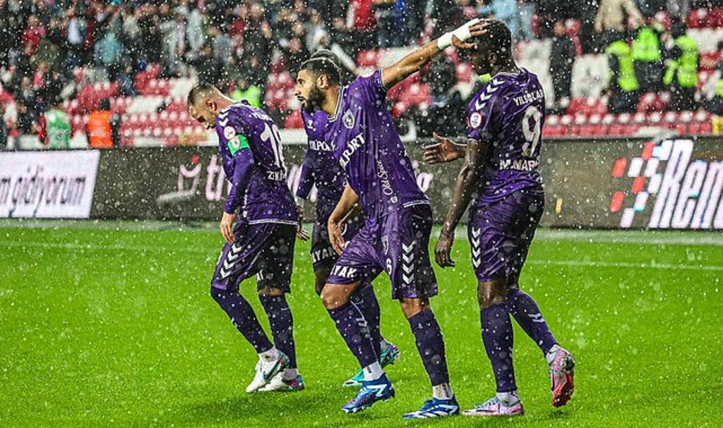 Benasser’in Sakatlığı İle İlgili Samsunspor’dan Açıklama Geldi!