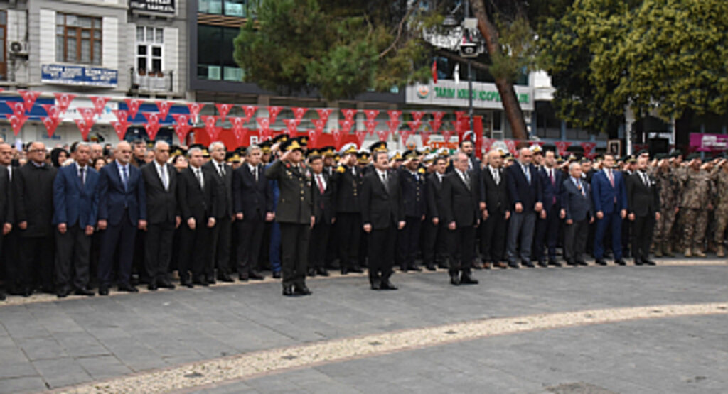 Samsun'da 10 Kasım Atatürk'ü Anma Günü Programı'na Geniş Katılım!
