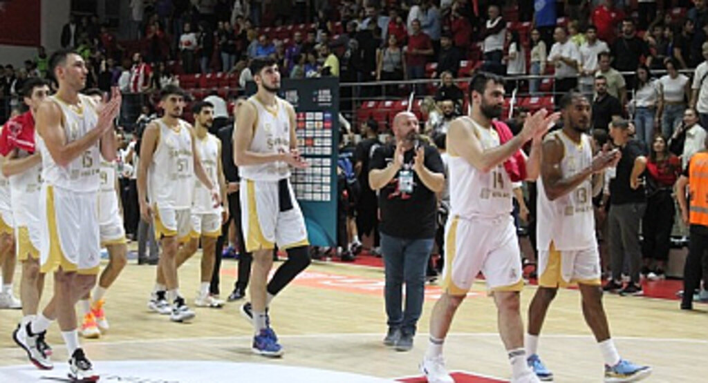 Samsunspor Basketbol Anadolu Efes’e Kaybetti!