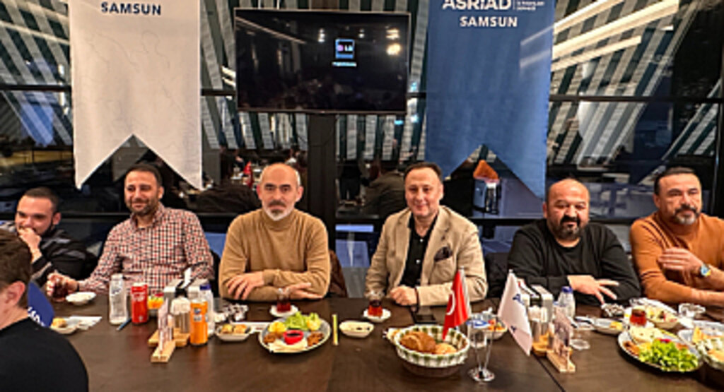 ASRİAD Ailesi İş Yemeğinde Buluştu!