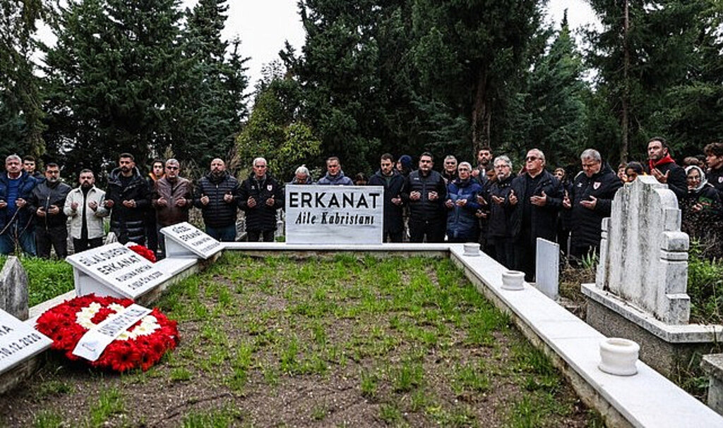 Erkanat Dualarla Anıldı!