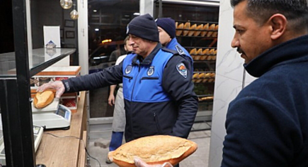 İlkadım Zabıta Ekiplerinden Fırınlara Şafak Denetimi!