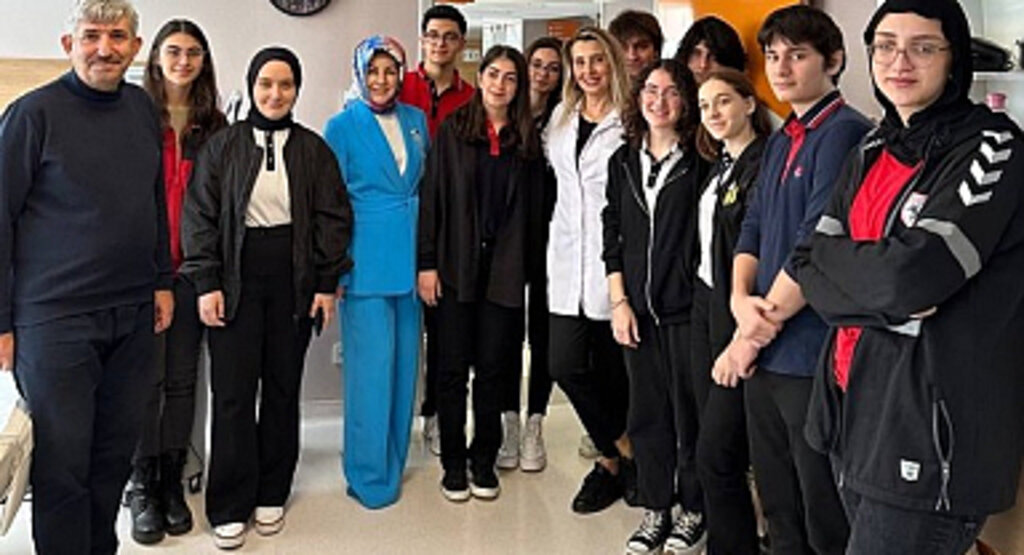 Lise öğrencilerinden Liv Hospital Samsun'a Kariyer Ziyareti!