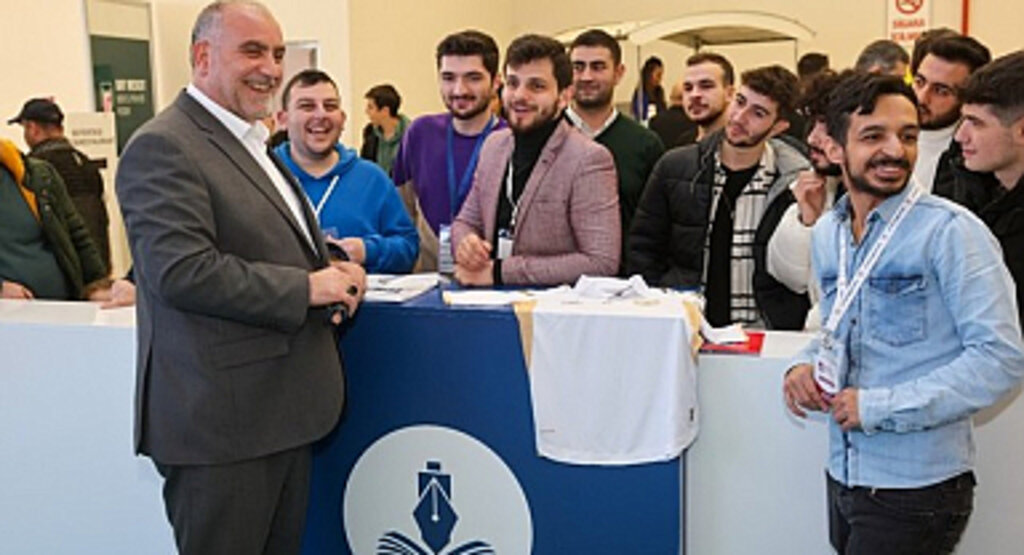 Başkan İbrahim Sandıkçı’dan Gençlere Tam Destek!
