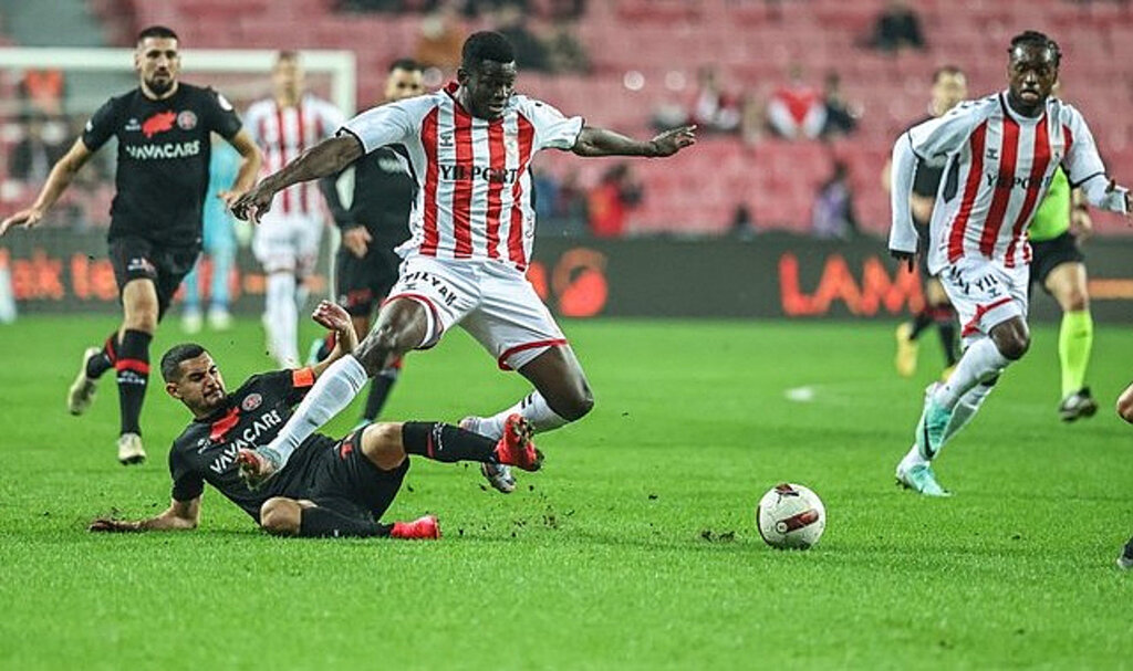 Samsunspor Karagümrüğü Yaktı!