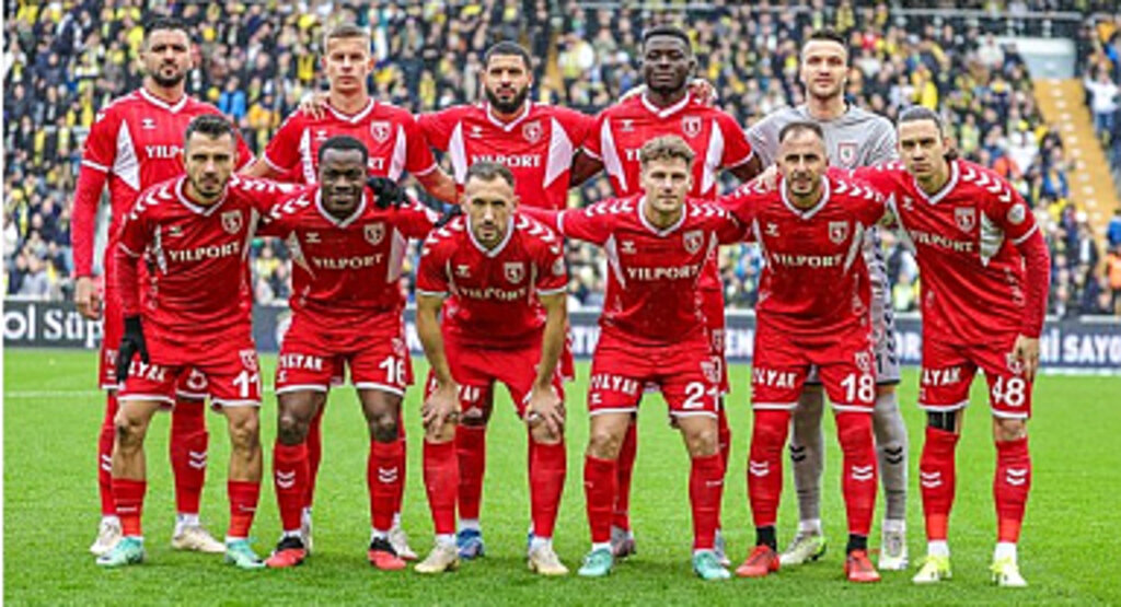 Samsunspor, İstanbul'da Fenerbahçe'den Puan Aldı!