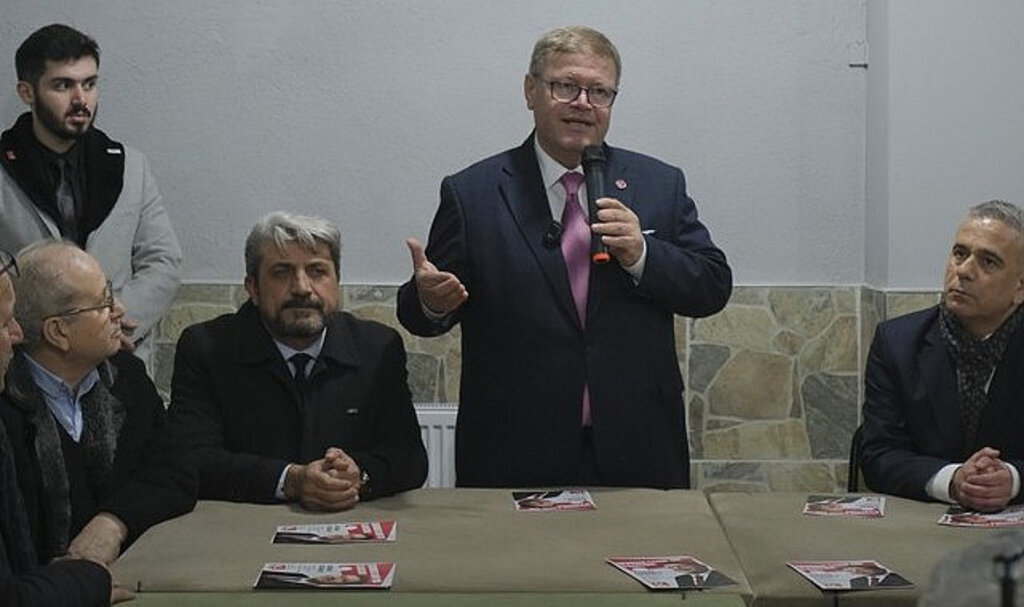 Adem Güney, ‘Geldiler, Vaatte Bulundular, Çekip Gittiler’!