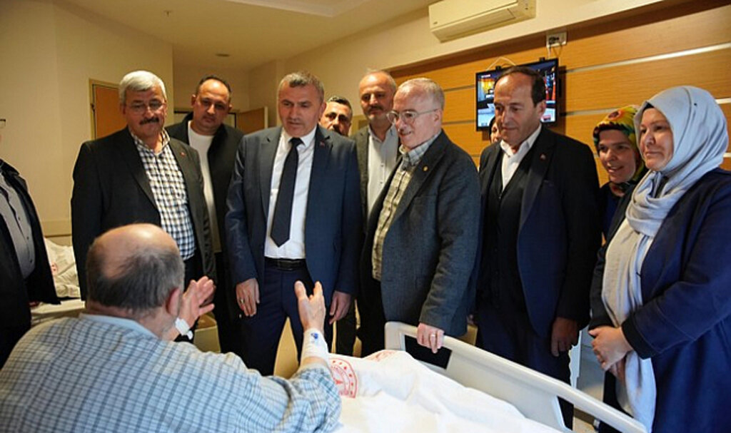 Başkan Mucur Ladik’te!