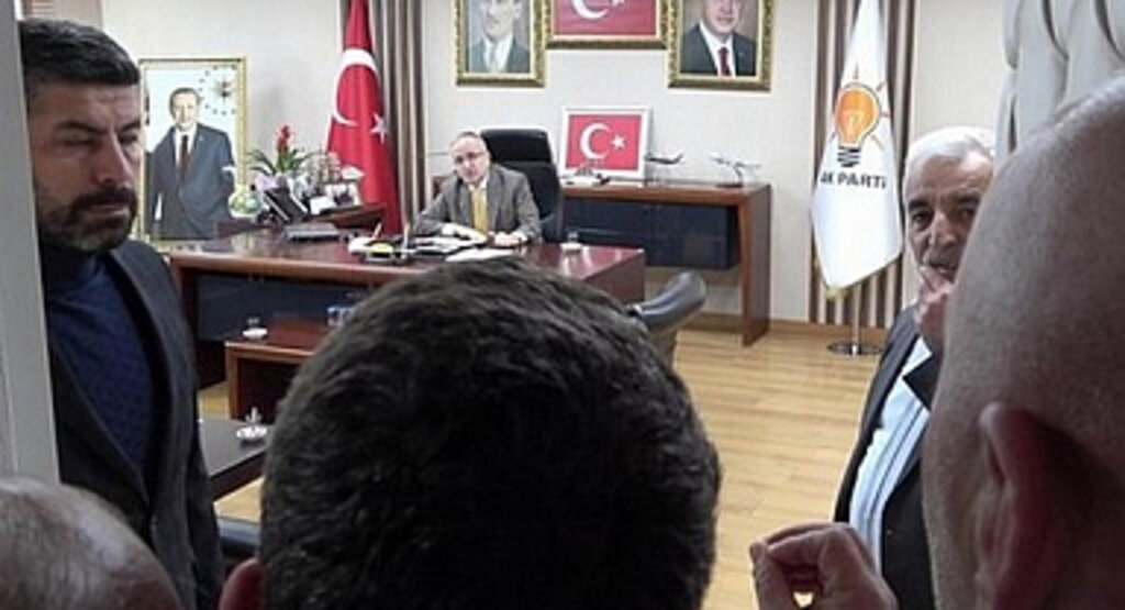 Eski İYİ Partilinin AK Parti’den Aday Gösterileceği İddiası Tekkeköy’ü Ayağa Kaldırdı!