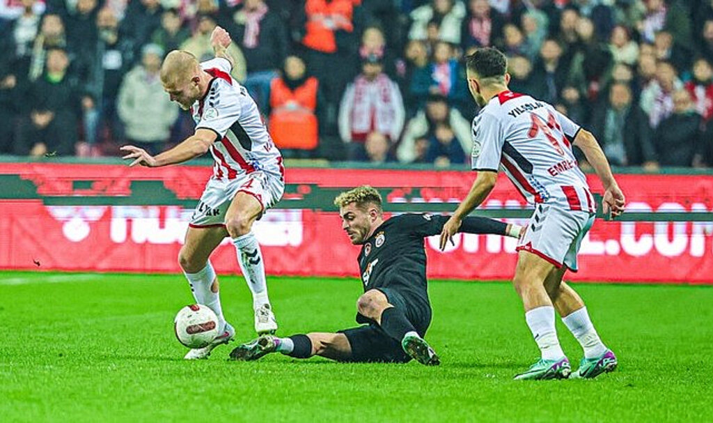 Samsunspor, Galatasaray'dan Puan Koparamadı!