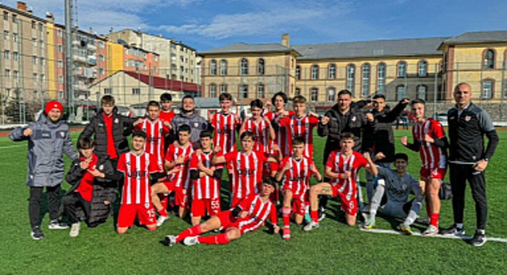 Samsunspor’un Gençleri Erzurum’dan 4 Puanla Döndü!