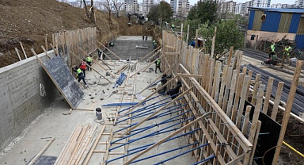 SASKİ’den Taşkınları Önleyecek Dere Islah Çalışması!