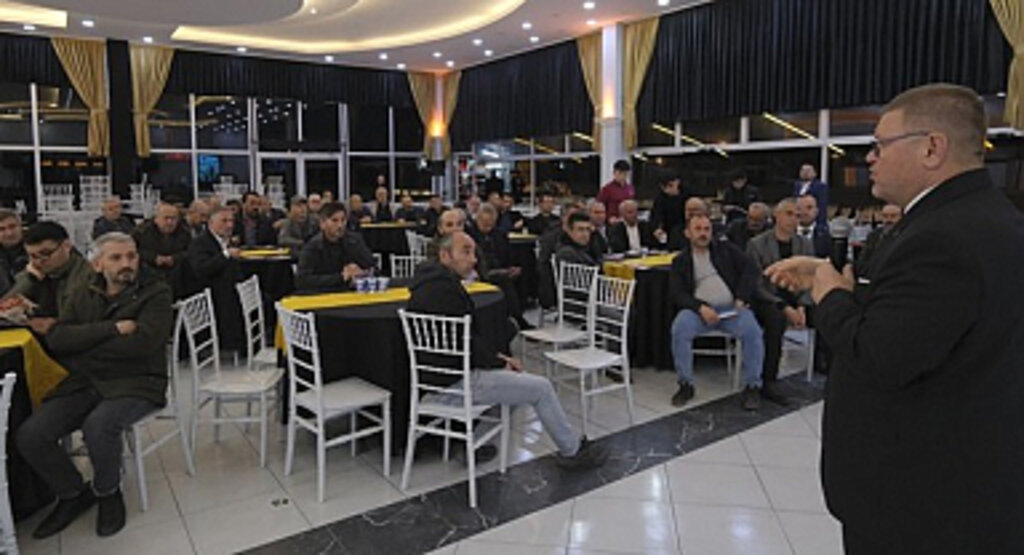 Adem Güney, ‘Çiftçilerimizin Pazarlama Sıkıntısını Kooperatifleşerek Çözeceğiz’!