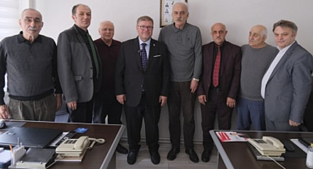 Başkan Adayı Adem Güney, Emekliler Derneğini Ziyaret Etti!