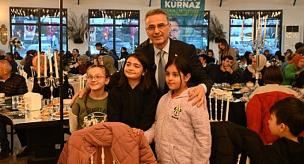 Başkan Adayı İhsan Kurnaz’dan 2 Bin Kişilik Rekor İftar!
