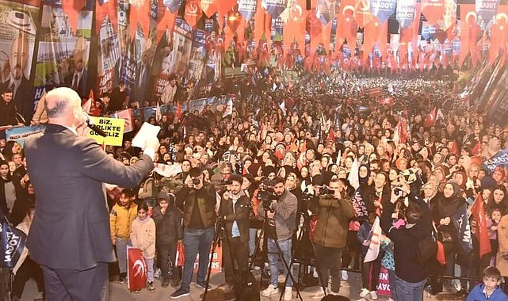 Başkan Togar, 'Belediyenin Tüm Tesislerini Pay Etmişler'!