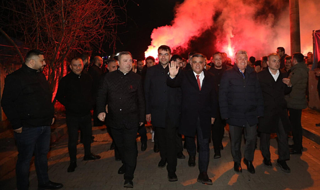 Çarşamba'da Ender Gür'den Gövde Gösterisi!