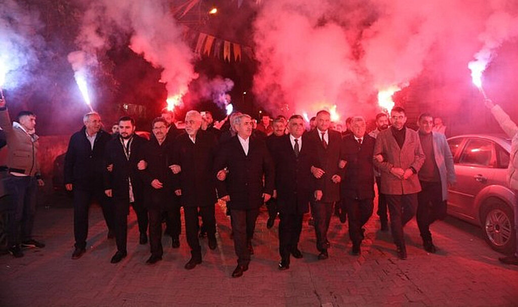 Çarşamba'da Ender Gür Fırtınası!