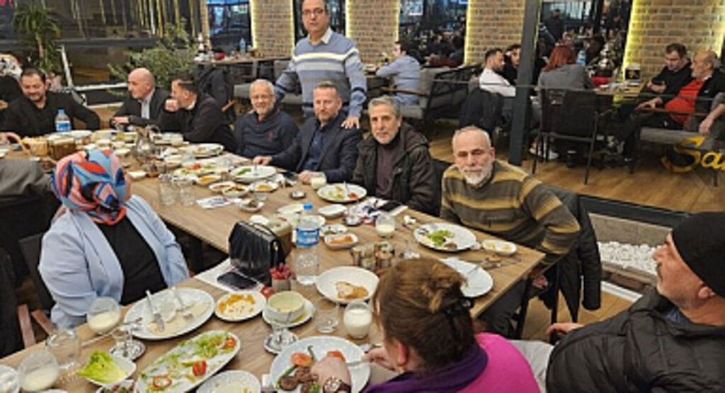 Derebahçe Mahallesi Muhtar Adayı Kazım Öksüzoğlu Gazetecilerle Buluştu!