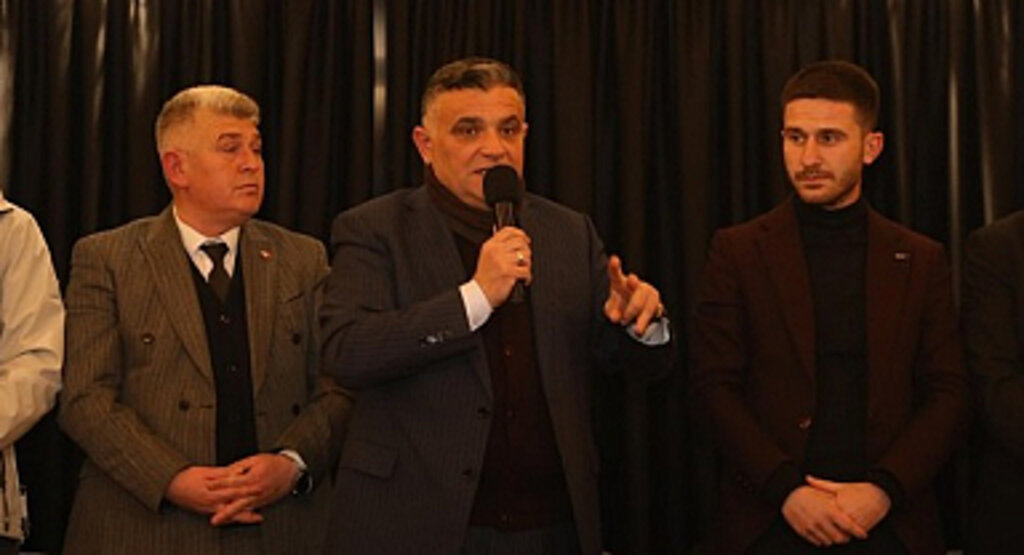 Ender Gür'den Hüseyin Dündar'a! 'Camiye Okula Destek Olmamak İçin Tesisleri Kapattı'!