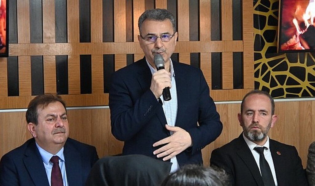 İhsan Kurnaz, ‘Yetkiyi Bize Verin Beş Yıl Sonra Hesabını Sorun’!