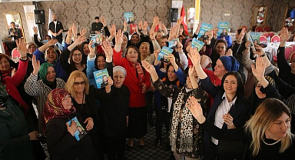 Özlem Maraş, 'Atakum'a Kadın Eli Değecek, Kadının Sesi Yükselecek'!