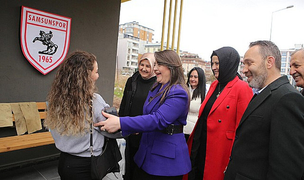 Özlem Maraş'tan, Üniversiteyi Yeni Kazanan Atakumlu Gençlere Müjde!