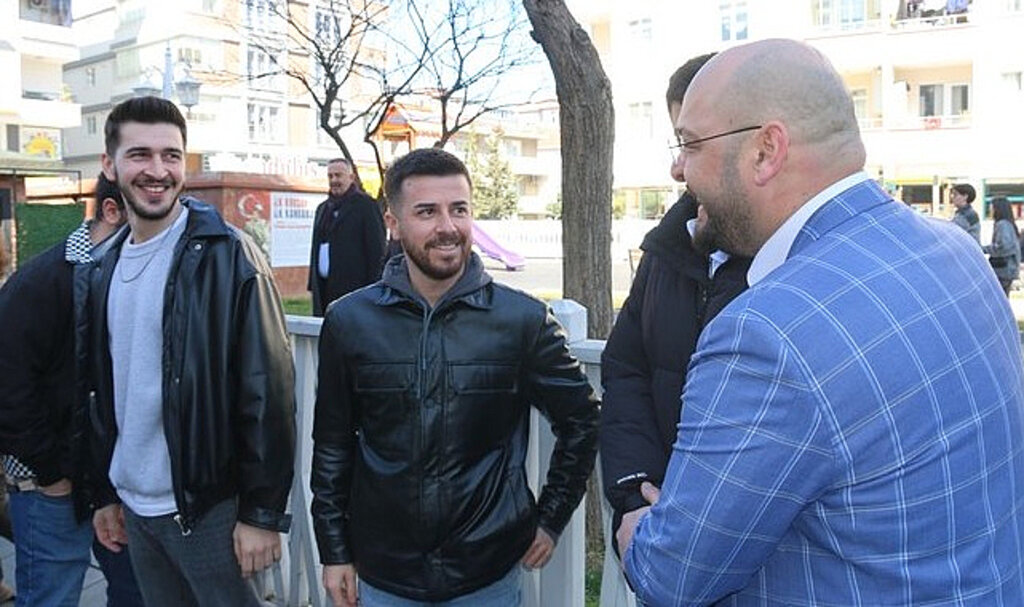 Serhat Türkel, Atakum’da Çalmadık Kapı Bırakmıyor!