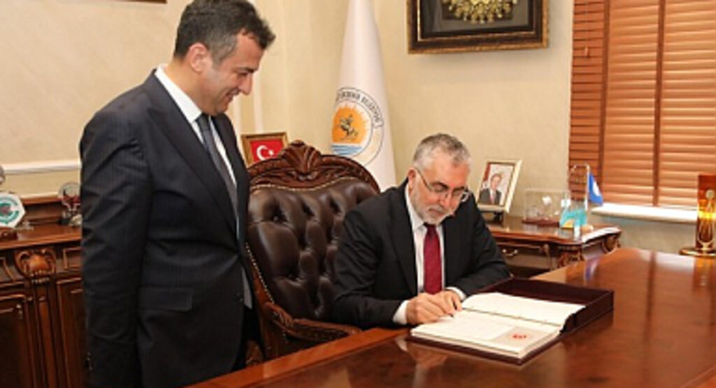 Bakan Işıkhan Başkan Doğan’ı Ziyaret Etti!