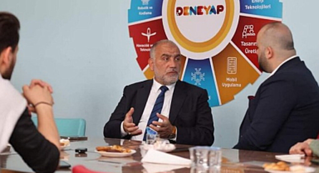 İş İnsanları Canik Özdemir Bayraktar Keşif Kampüsüne Hayran Kaldı!