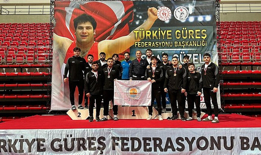 Samsun Büyükşehir, Güreş'te Türkiye 5'incisi Oldu!