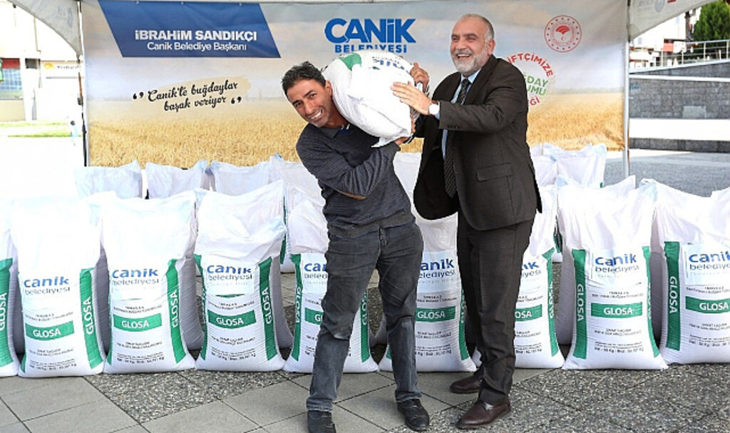 Başkan İbrahim Sandıkçı, 'Çiftçilerimize Destek Vermeye Devam Edeceğiz'!