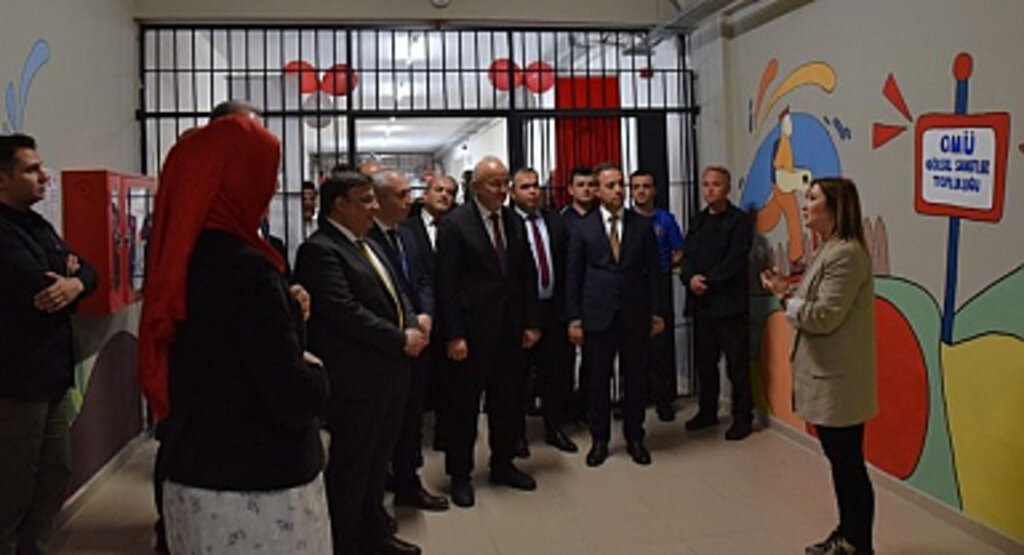 Çocuk Cezaevinde 'Kültür Sokağı' Açıldı!
