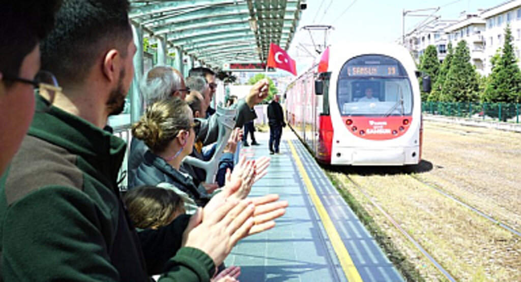 Samsun Tramvayları 19 Mayıs'a Özel Giyindi!