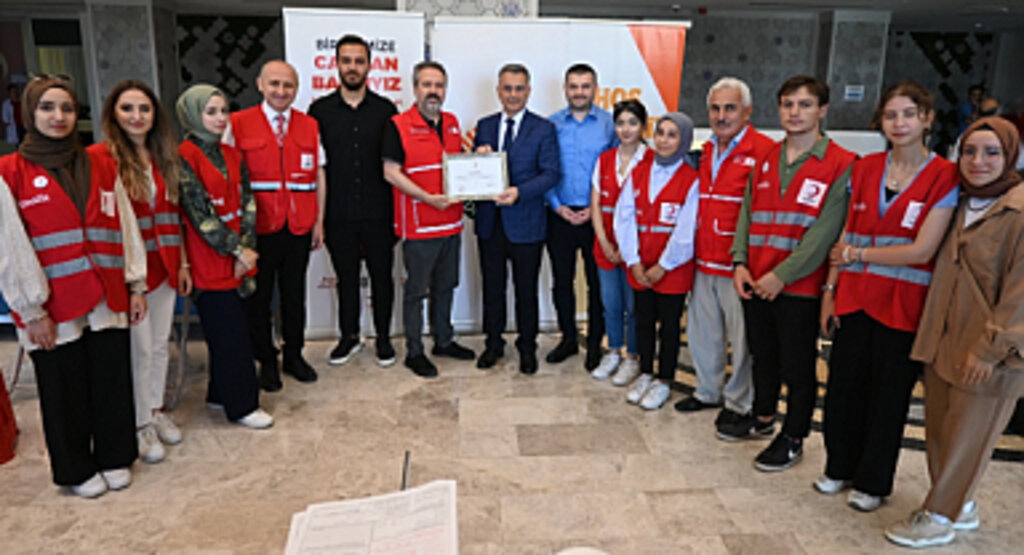 İlkadım Belediyesi'nden Kızılay'a Kan Desteği!