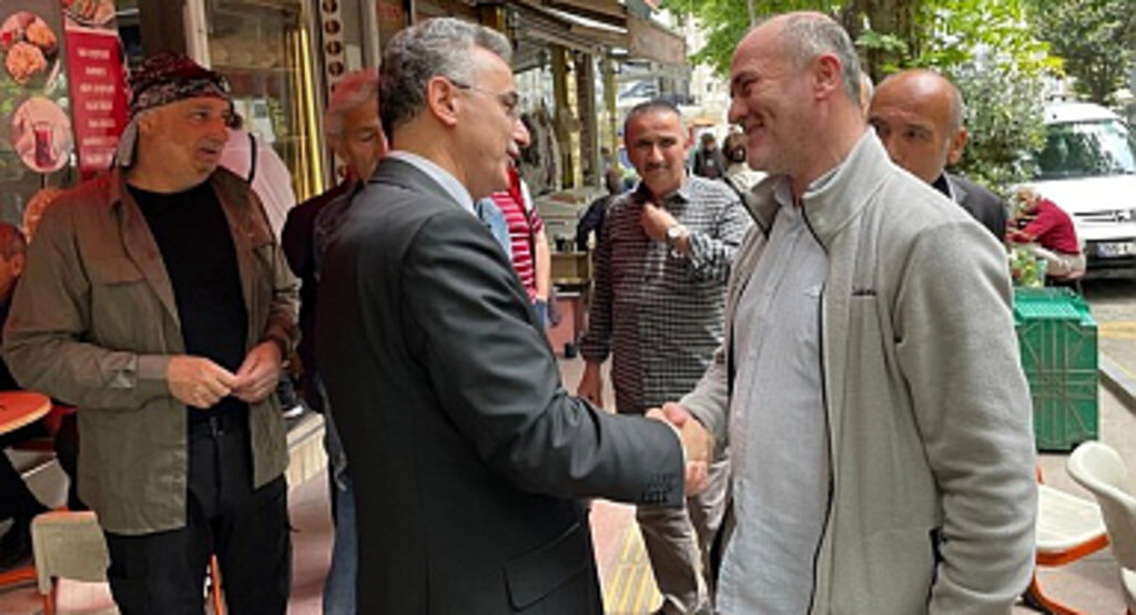 İlkadım'da Sorunlar Yerinde Tespit Edilip, Çözüme Kavuşuyor!