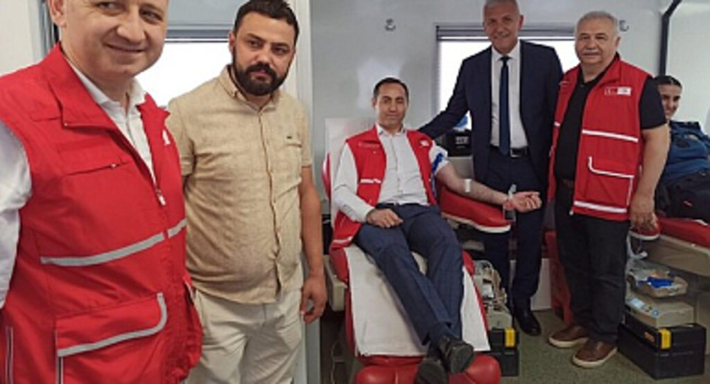 Kaymakam Kemal Yıldız'dan Kan Bağışı Kampanyasına Destek!