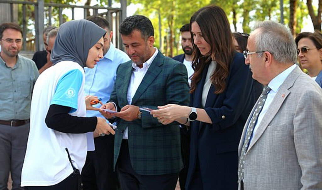 Başkan Doğan, Gençlerle Genç Oldu!
