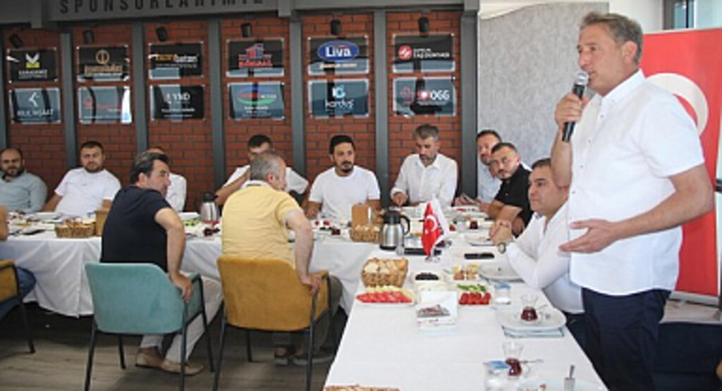 Candal, ‘Memlekete Taş Üstüne Taş Koyanın Ayağına Paspas Oluruz’!