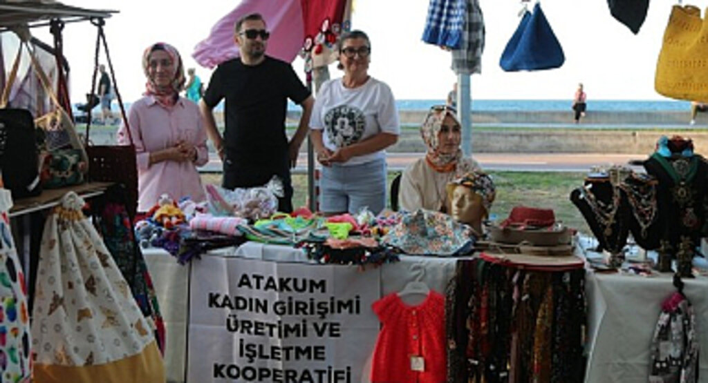 Emekçi Kadınlar Atakum Sahili’nde Buluştu!