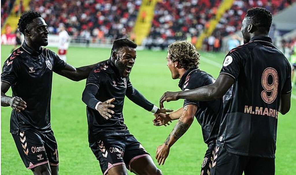 Samsunspor Sezonun İlk Galibiyetini Gaziantep'de Aldı!