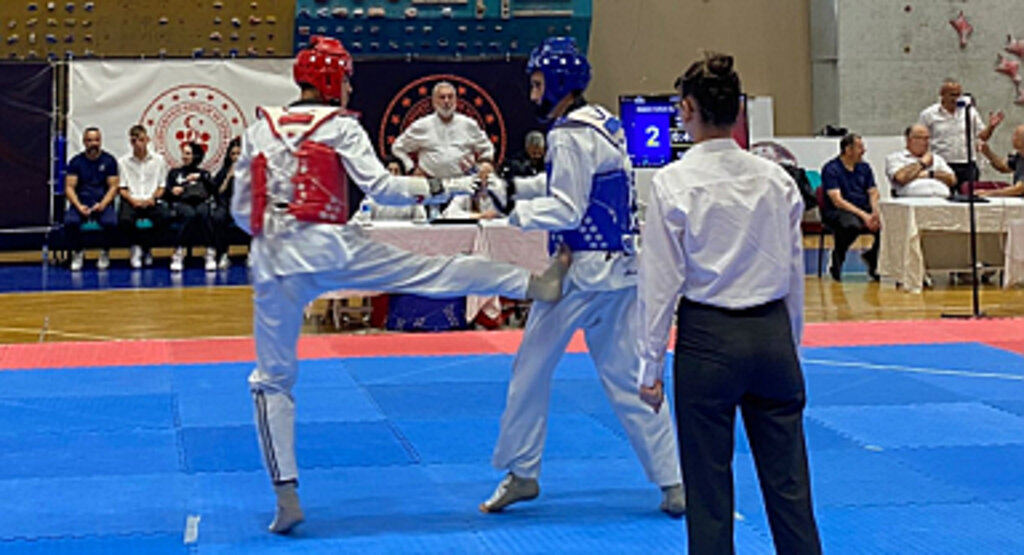 Taekwondo Yıldızlar ve Gençler Samsun İl Seçmeleri Yapıldı!
