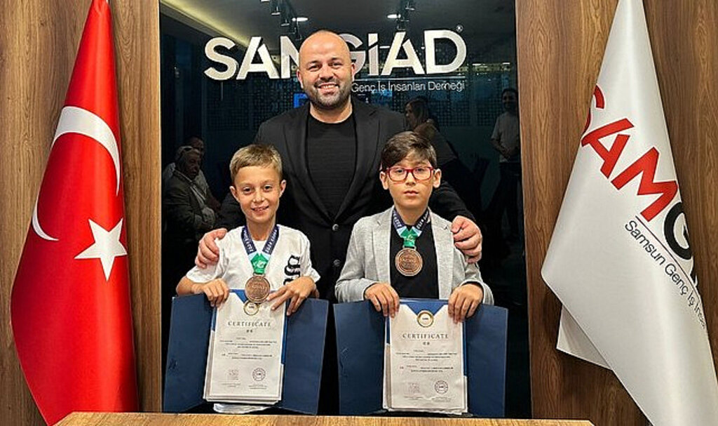 Olimpiyat Üçüncüsü Öğrencilerden SAMGİAD'a Teşekkür Ziyareti!